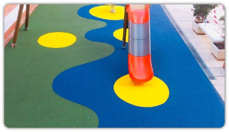 SUELOS DE CAUCHO PARA PARQUES INFANTILES