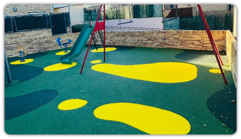 SUELOS DE CAUCHO PARA PARQUES INFANTILES