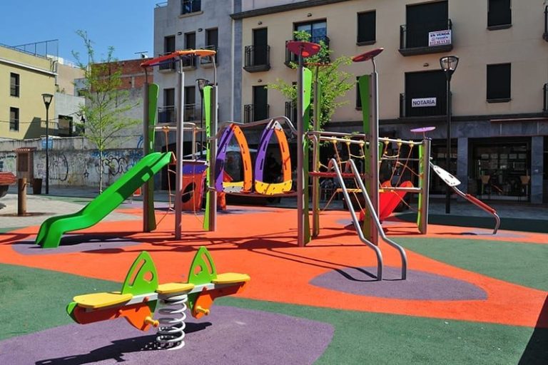 MULTIJUEGOS CASTILLOS PARA PARQUES INFANTILES