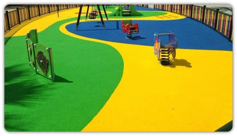 SUELOS DE CAUCHO PARA PARQUES INFANTILES